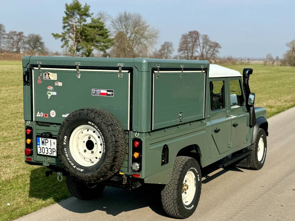 Bild 7/56 von Land Rover Defender 130 Double Cab (2010)