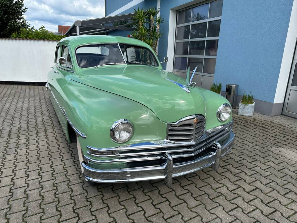 Image 52/82 of Packard Deluxe (1950)