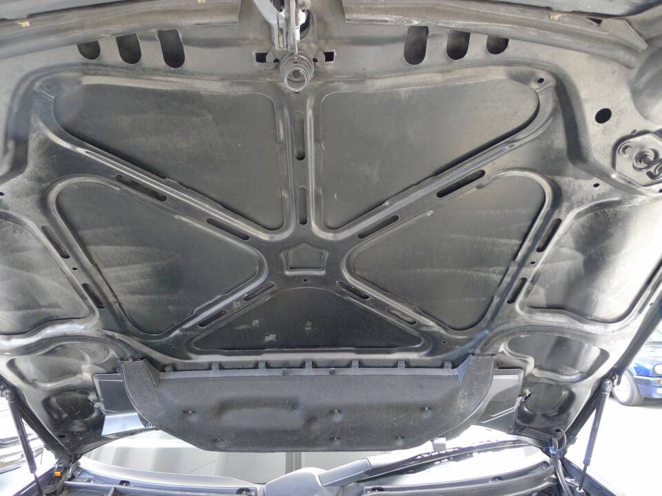 Image 10/33 of Mercedes-Benz E 230 (1995)
