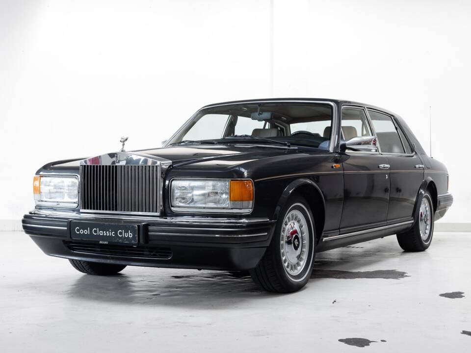 Image 1/32 de Rolls-Royce New Silver Spur (1996)