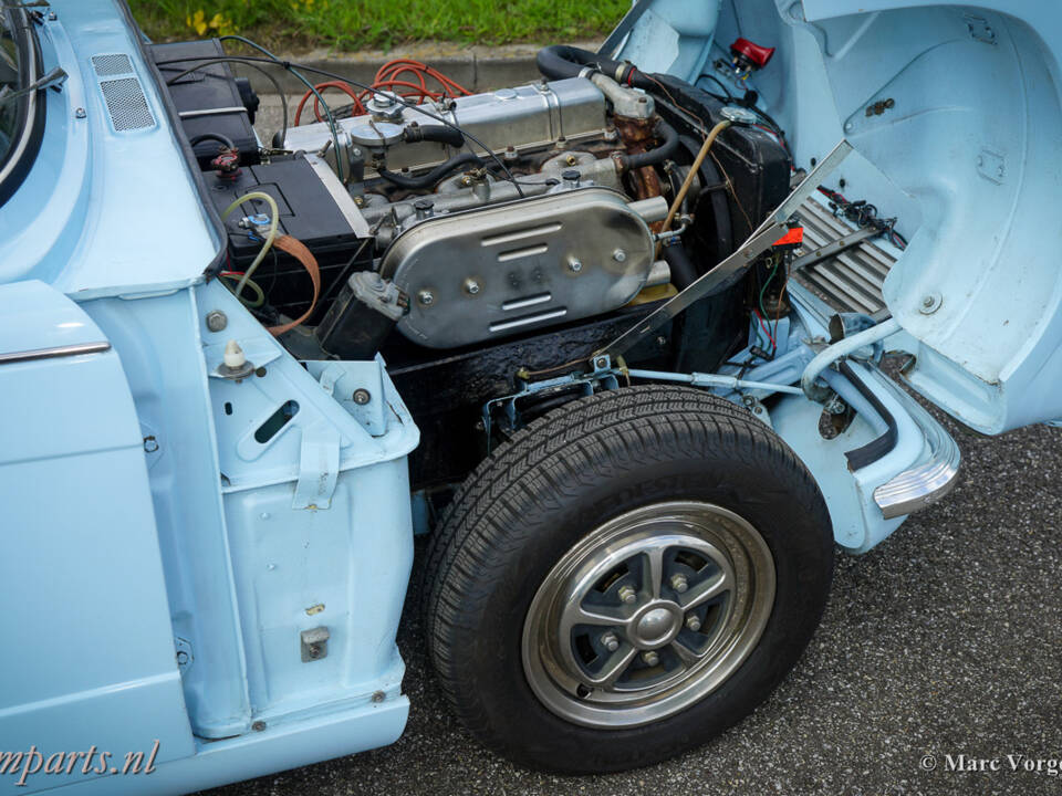 Image 12/26 de Triumph Vitesse 2-litre Mk II (1968)