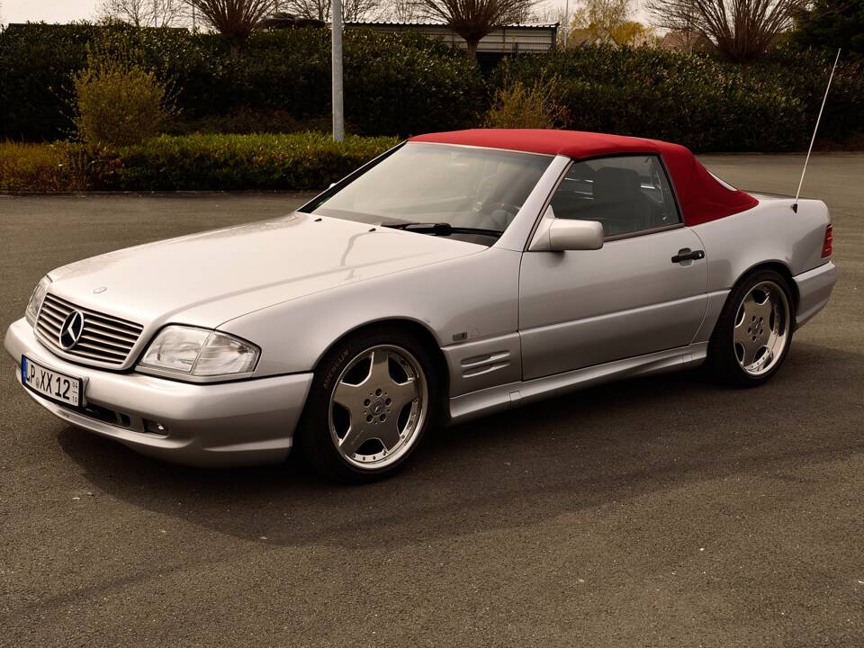 Image 1/13 of Mercedes-Benz SL 500 (1994)