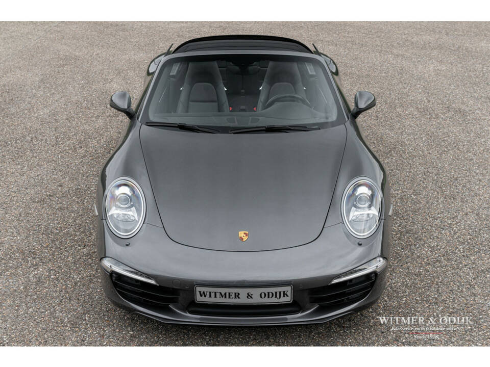 Image 20/31 of Porsche 911 Carrera (2012)