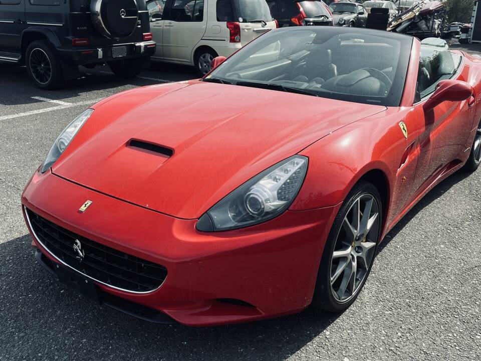 Image 7/49 of Ferrari California 30 (2013)