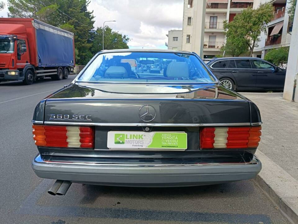 Bild 9/47 von Mercedes-Benz 560 SEC (1987)