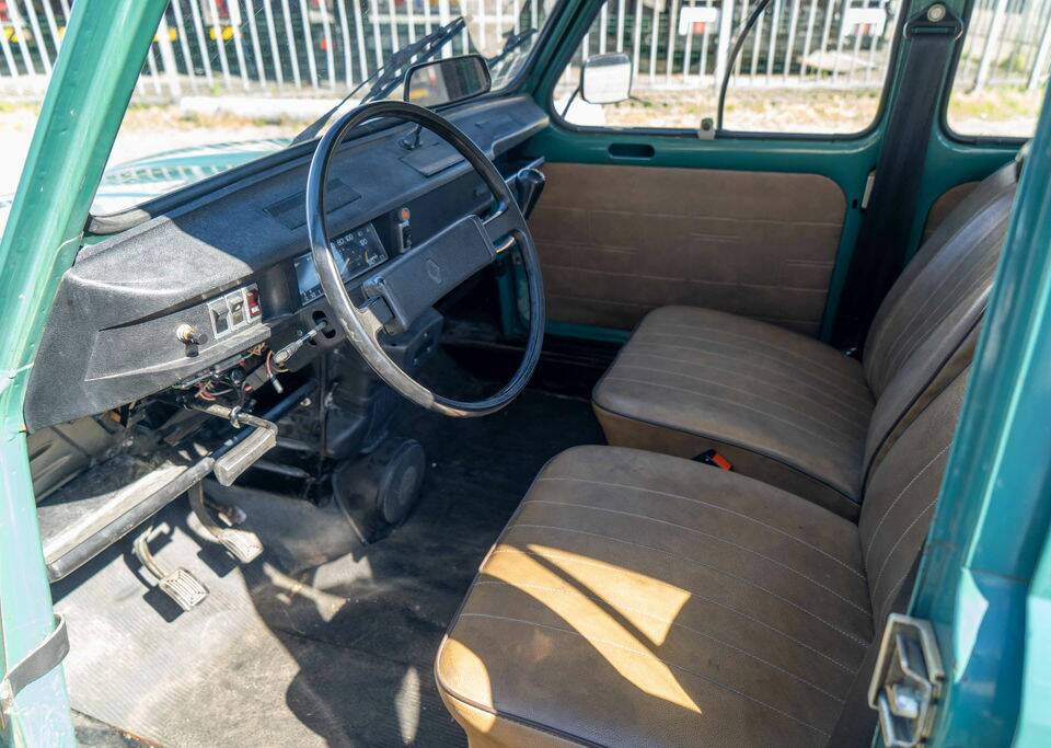 Bild 2/8 von Renault R 4 TL (1980)