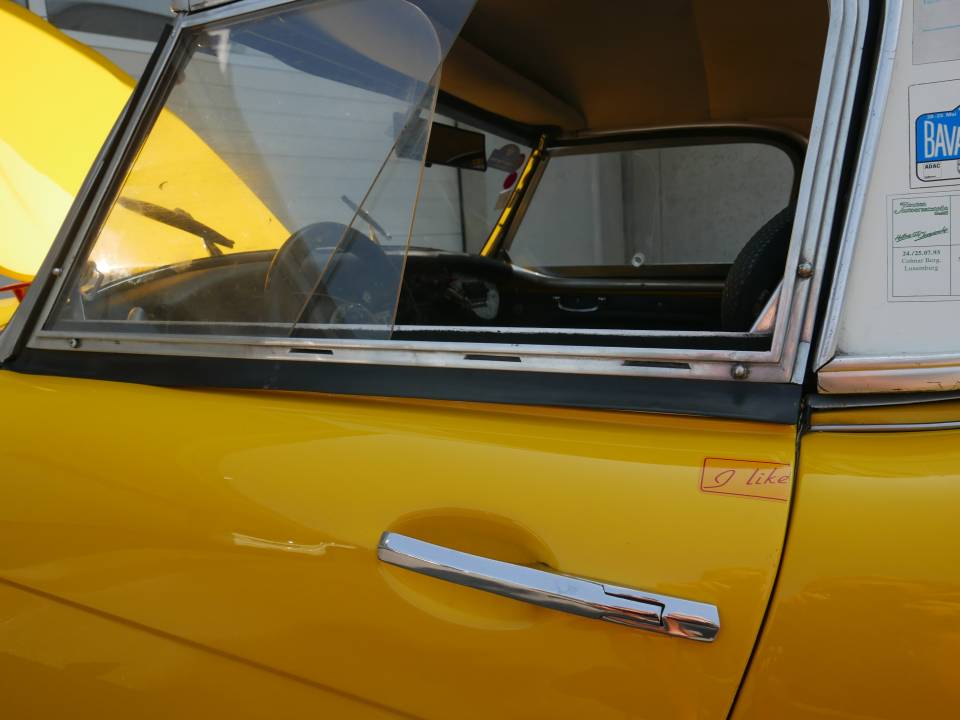 Immagine 32/52 di Austin-Healey 3000 Mk I (BN7) (1959)