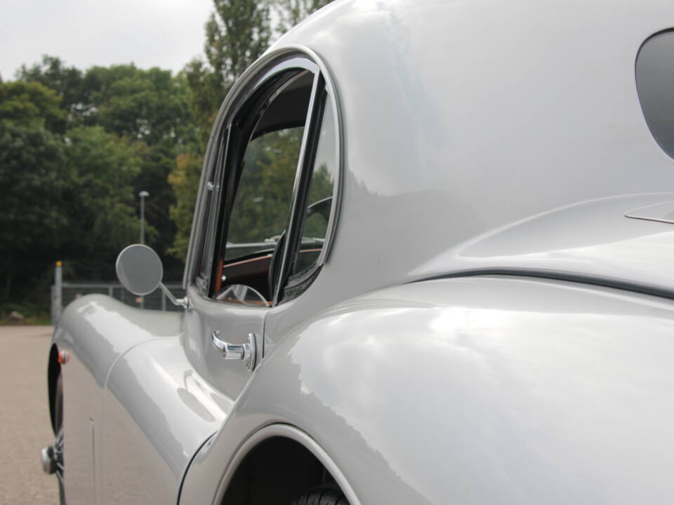 Bild 27/92 von Jaguar XK 120 FHC (1951)