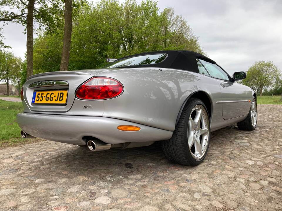 Bild 28/29 von Jaguar XKR (2000)