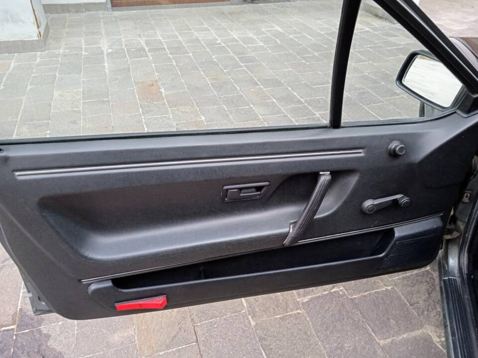 Image 22/67 de Volkswagen Scirocco II GT (1984)
