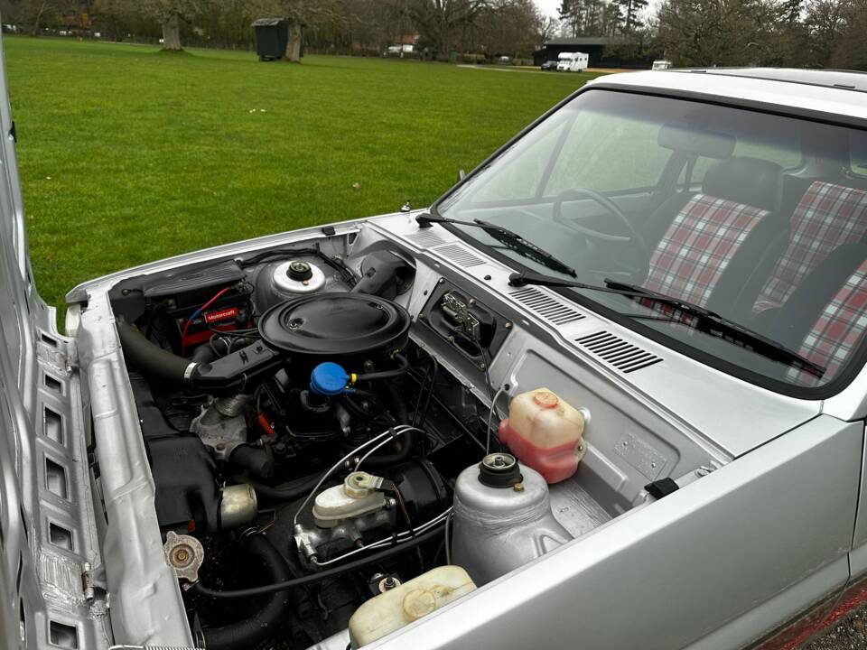 Bild 33/70 von Ford Fiesta 1.3 Supersport (1980)