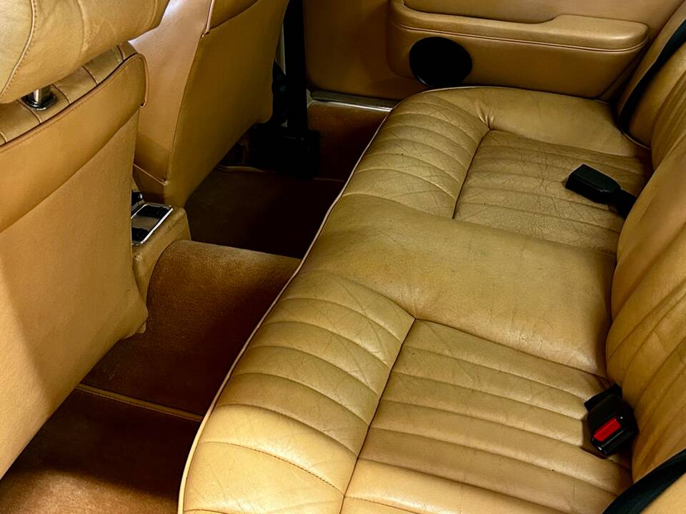 Image 10/13 of Jaguar XJ 12 (1979)