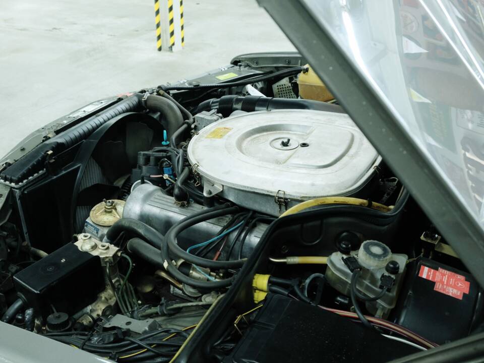 Bild 15/50 von Mercedes-Benz 500 SEL (1983)