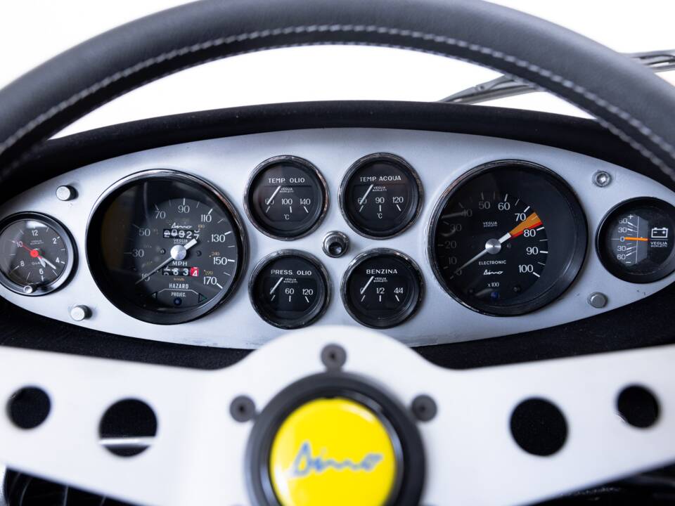 Afbeelding 10/39 van Ferrari Dino 246 GT (1970)