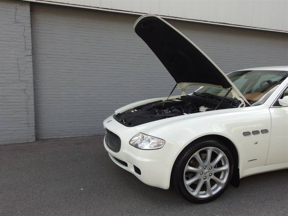 Immagine 84/100 di Maserati Quattroporte 4.2 (2007)
