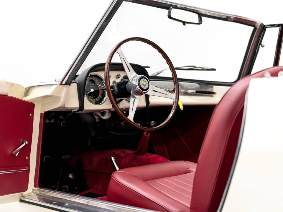 Image 23/45 of Abarth 1600 Spider Allemano (1959)