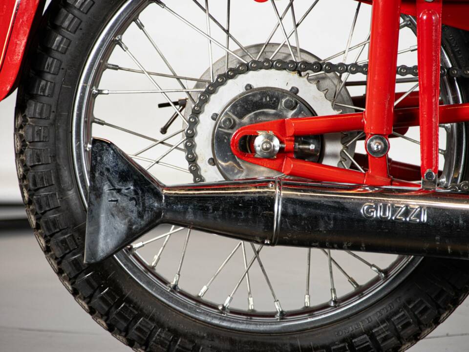 Afbeelding 14/50 van Moto Guzzi DUMMY (1952)