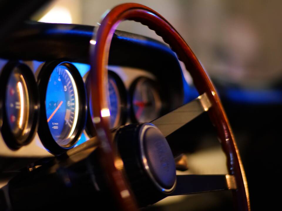 Bild 10/99 von Porsche 911 Carrera 3.2 (1983)