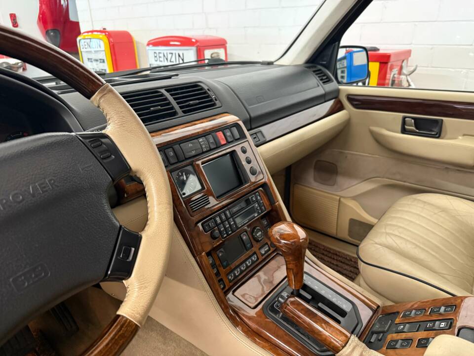 Image 9/19 de Land Rover Range Rover 4.6 HSE (1998)