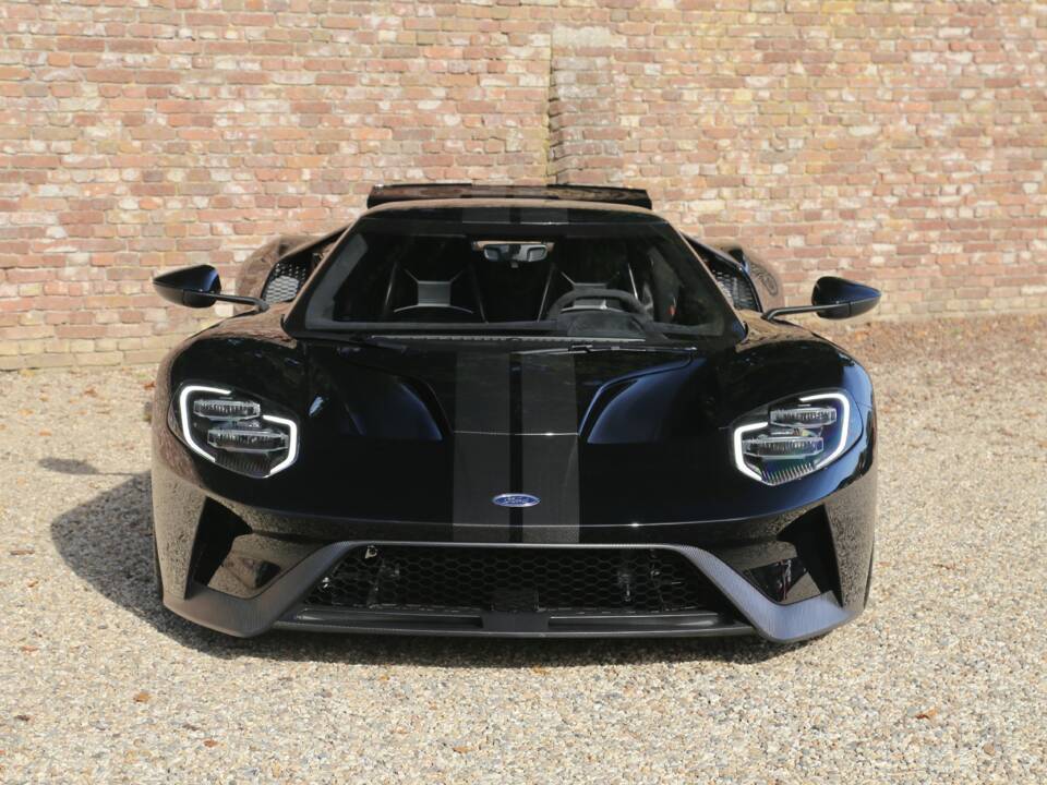 Image 22/50 of Ford GT Carbon Series (2021)