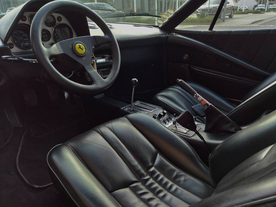 Image 33/53 of Ferrari 308 GTB (1979)