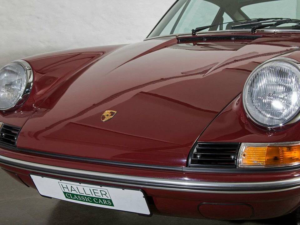 Image 3/20 of Porsche 911 2.2 T (1970)