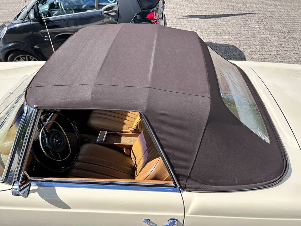 Imagen 25/31 de Mercedes-Benz 280 SL (1969)