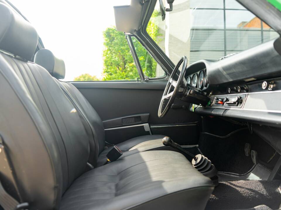 Image 34/51 de Porsche 911 2.4 S (1973)