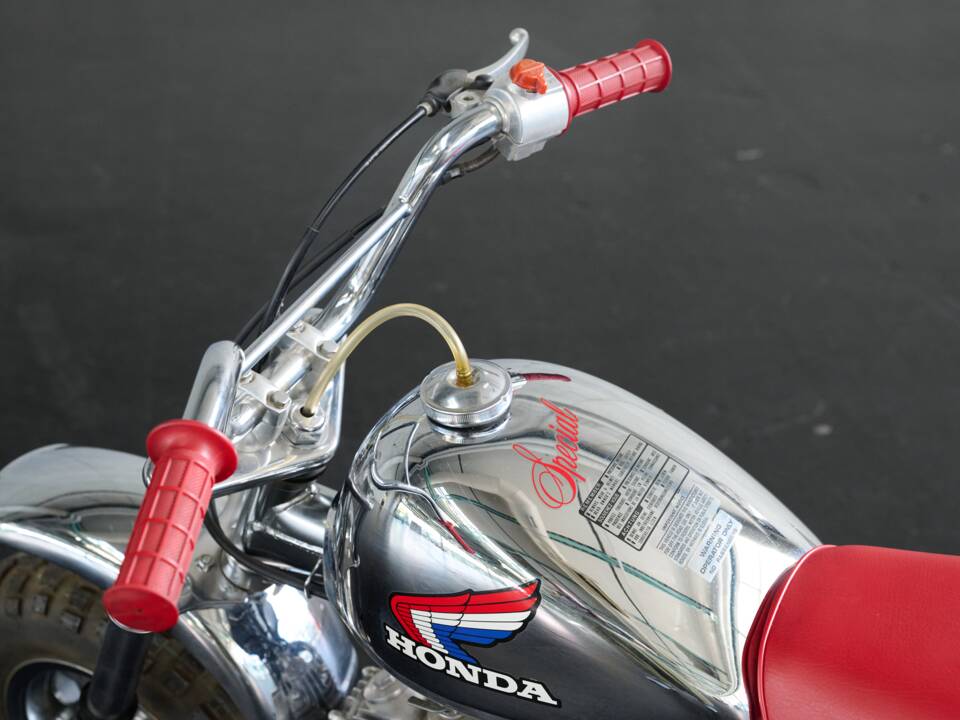 Immagine 28/30 di Honda Z 50 Monkey (1986)