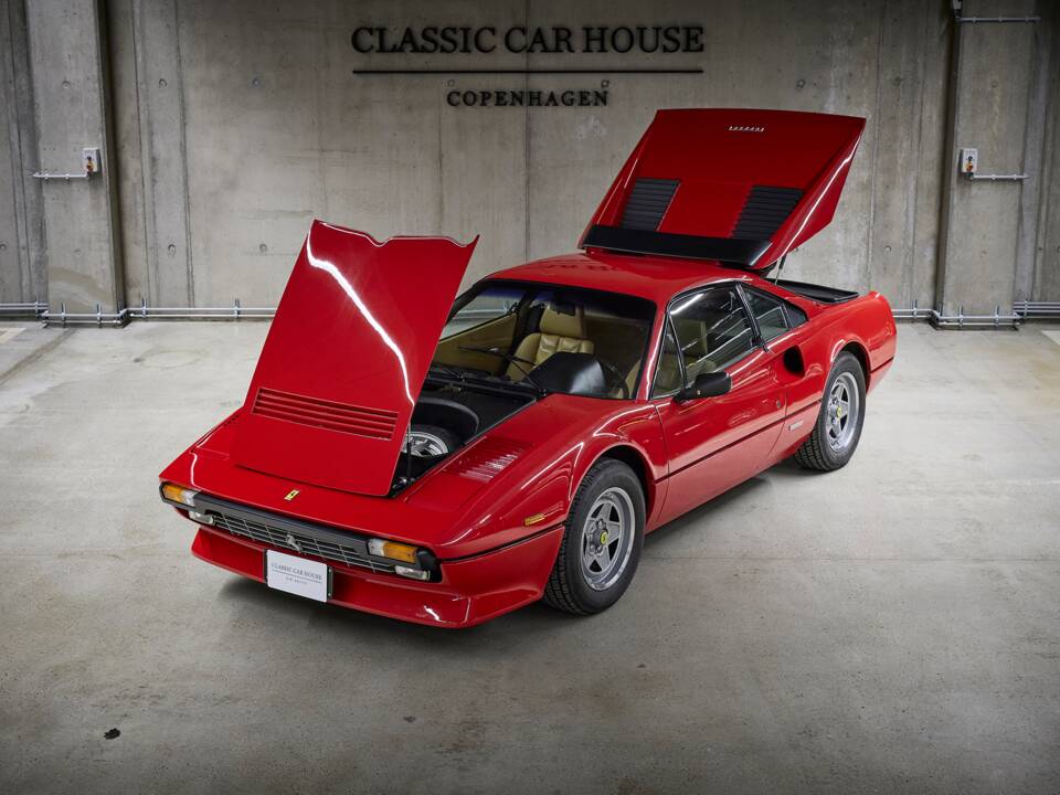 Image 6/97 of Ferrari 308 GTB Quattrovalvole (1983)