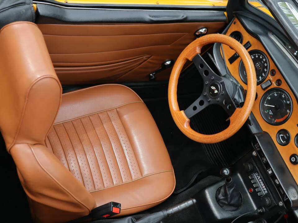Bild 27/50 von Triumph TR 6 (1974)