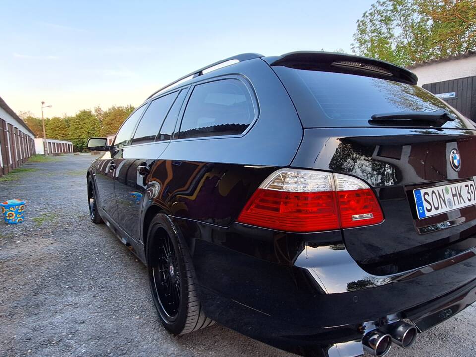 Image 21/25 of ALPINA B5 S Touring (2008)