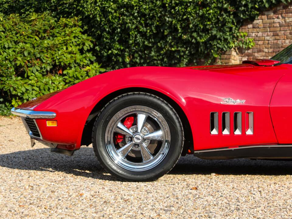 Image 29/50 of Chevrolet Corvette Stingray (1969)