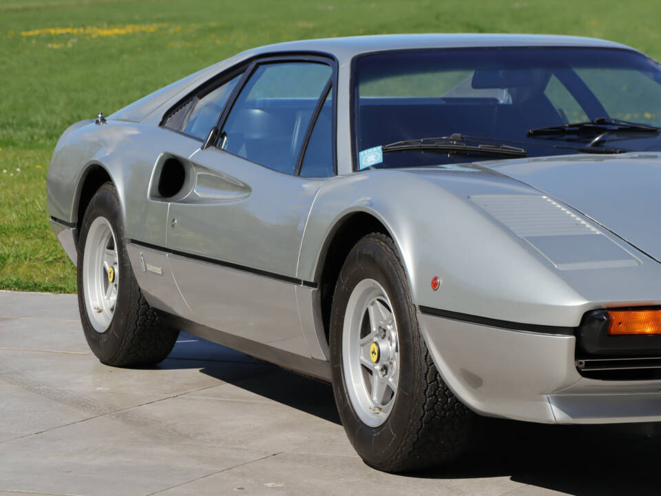 Image 27/50 of Ferrari 308 GTB (1977)