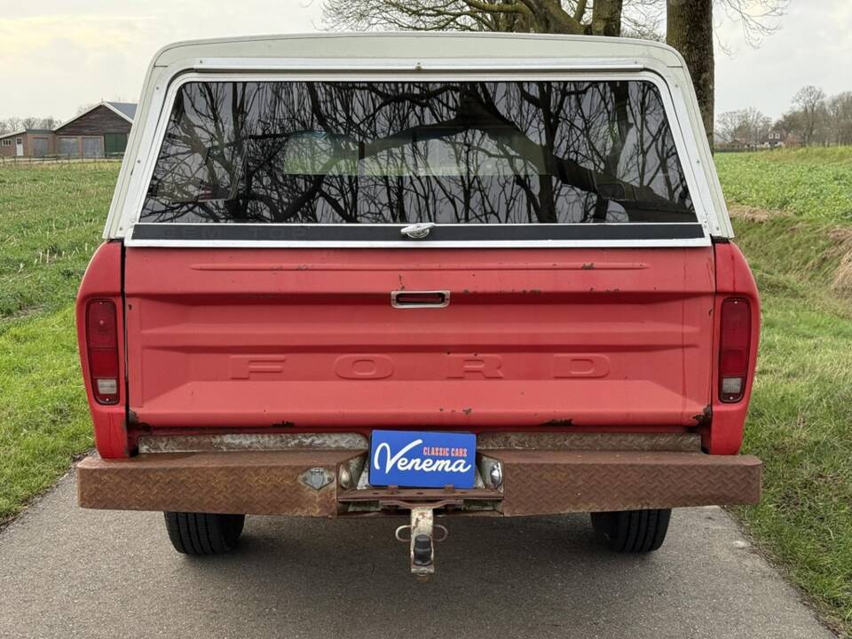 Image 5/18 of Ford F-250 (1976)