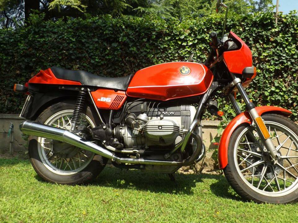 Immagine 4/20 di BMW R 65 LS (1981)