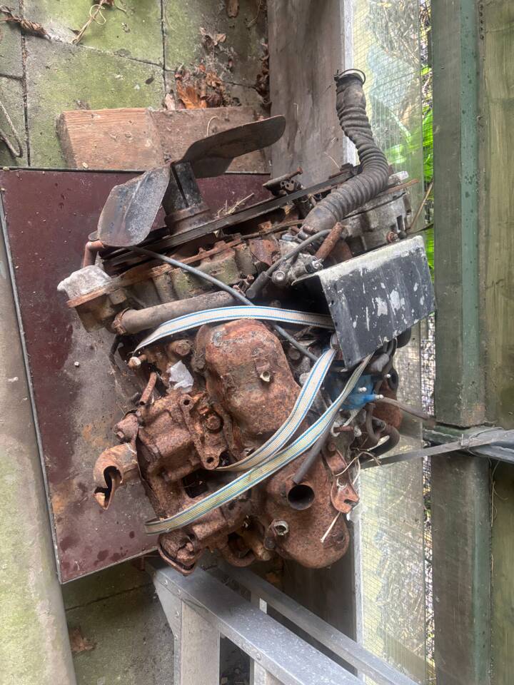 Bild 15/24 von Ford Mustang II Ghia 170 (1977)