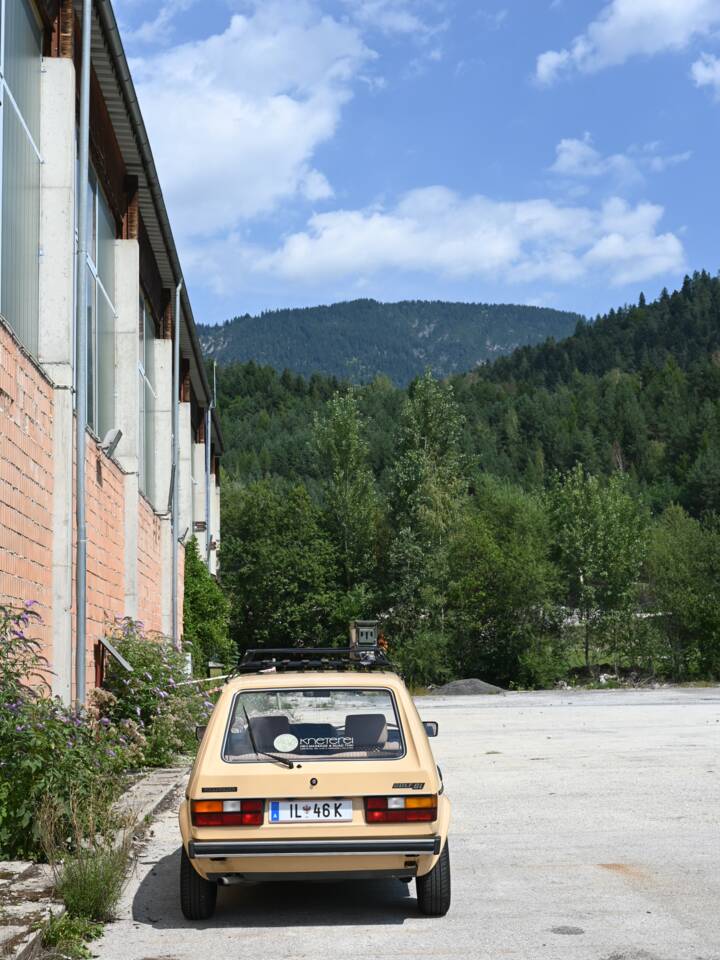 Immagine 6/26 di Volkswagen Golf Mk I 1.1 (1983)