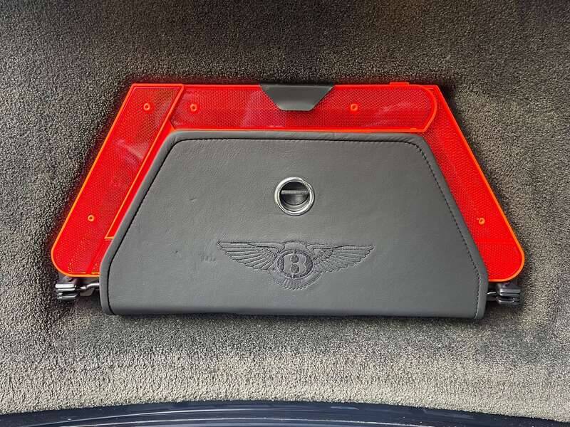 Image 45/50 de Bentley Continental Flying Spur (2010)