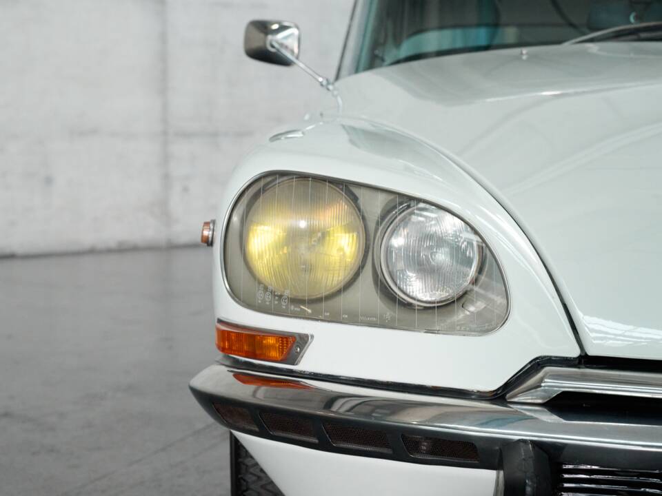 Bild 11/50 von Citroën DS 23 Pallas IE (1974)