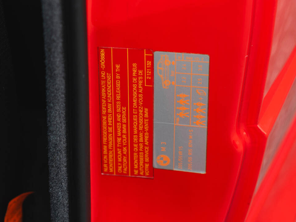 Image 41/50 of BMW M3 (1987)