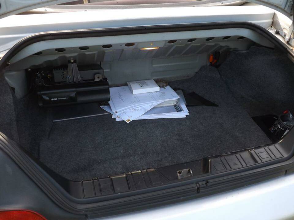 Image 44/50 of BMW Z3 2.8 (2000)