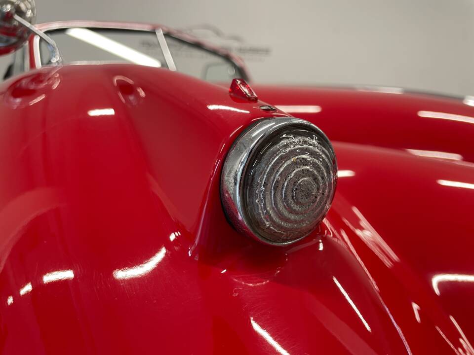 Imagen 25/38 de Jaguar XK 140 SE DHC (1955)