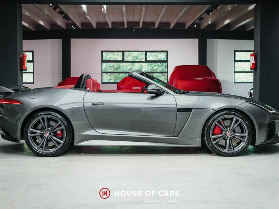 Afbeelding 5/25 van Jaguar F-Type SVR (2017)
