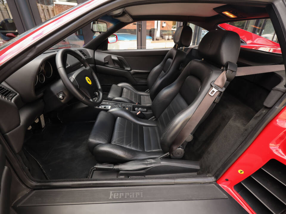Image 8/17 of Ferrari F 355 Berlinetta (1997)