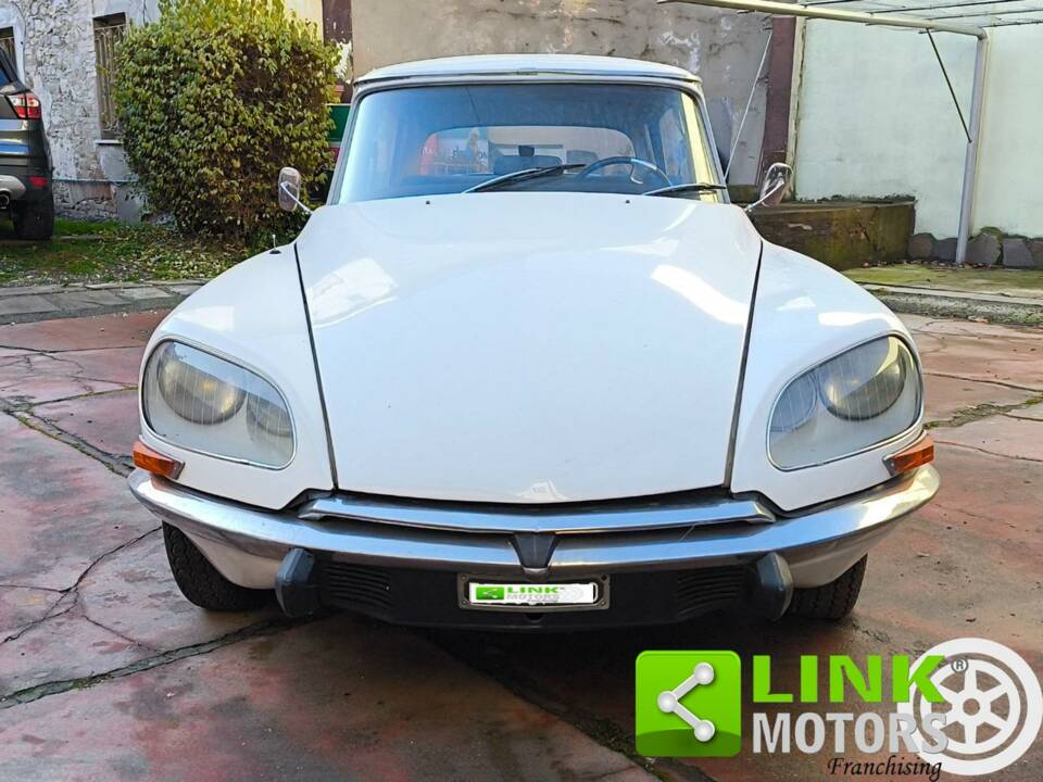 Immagine 2/10 di Citroën DS 20 A (1971)