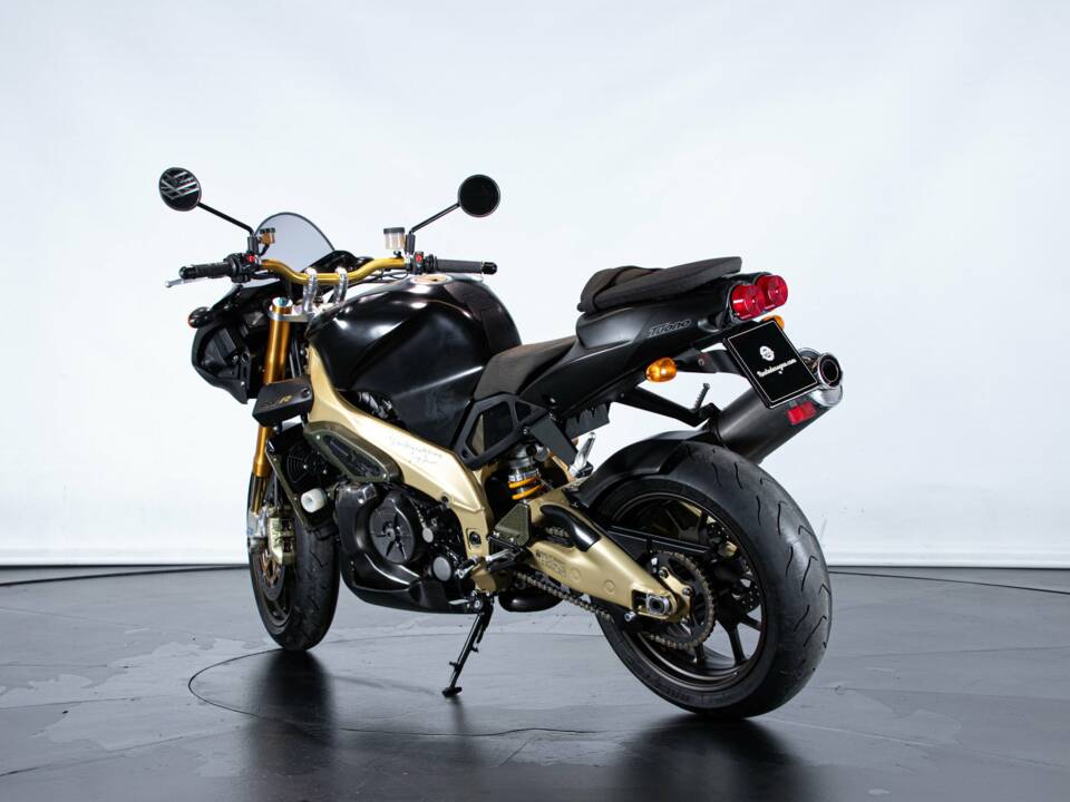 Bild 2/50 von Aprilia DUMMY (2002)