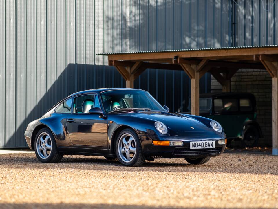 Image 3/93 de Porsche 911 Carrera (1994)