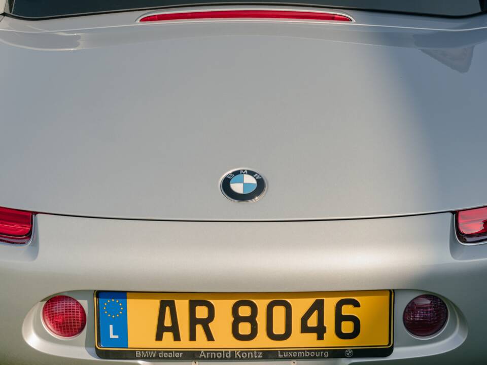 Image 65/185 of BMW Z8 (2001)