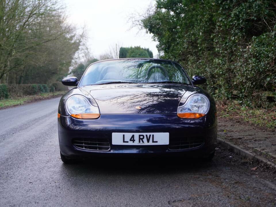 Image 2/18 of Porsche Boxster (1997)